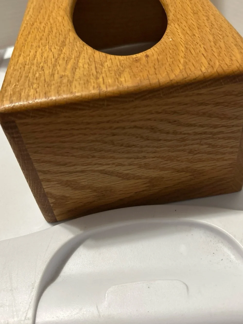 Carved Wooden Tissue Box Cover in Oak Finish